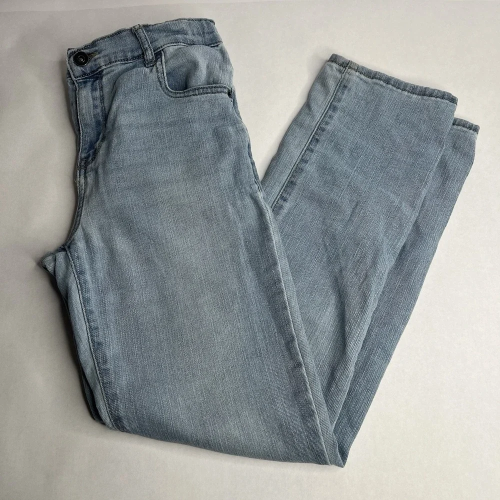 Children's Place Stretch Straight Leg Light Wash Denim Jeans Size 14 Adjustable‎